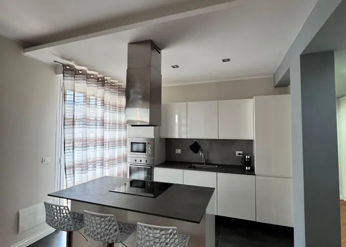 Διαμέρισμα Attico La Terrazza Αλάσιο